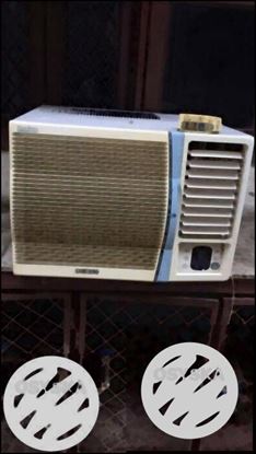 White Samsung Window-type Air Conditioner