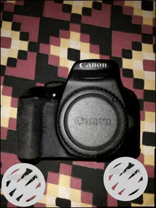 Canon 1300d DSLR with 18-55mm kit lens