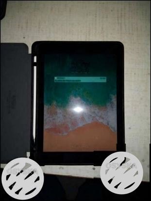 It is a very good ipad i want to sell ir becouse