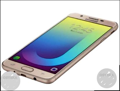 Samsung galaxy J7 prime, 16gb, 3gb Ram, 1yr but like brand new.