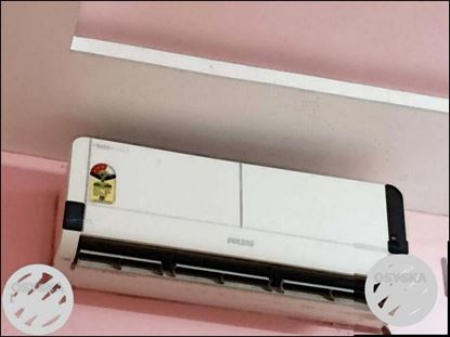 White And Black Voltas Split-type Air Conditioner