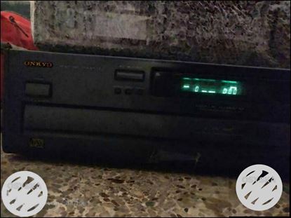 Onkyo cd player...