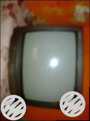 Philips T.V. with remote. chalu hai