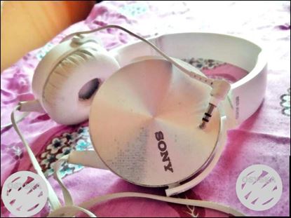 New Condition Original Sony Headphone