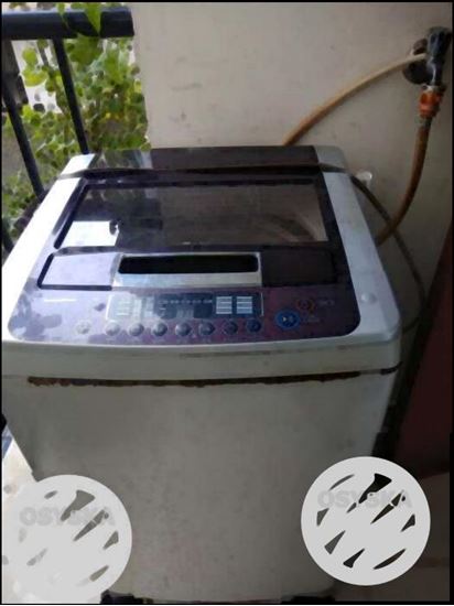 Silver Top-load L.G. Washing Machine for sale urgent