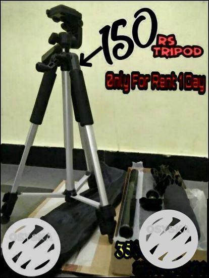 Gray And Black Tripod With Bag