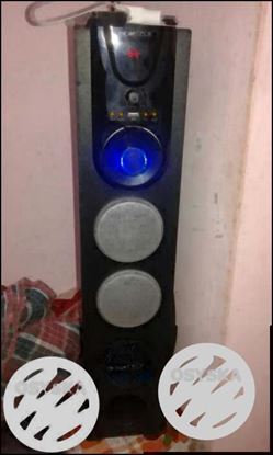 Black And Blue Speaker System