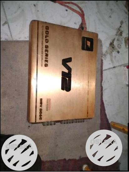 Car Amplifier.. almost New Condition.. branford