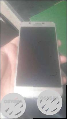 Samsung A8 32 gb very good condition