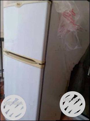 White Top-mount Refrigerator