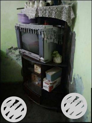 Sansui Gray Widescreen CRT TV With Wooden Cabnet