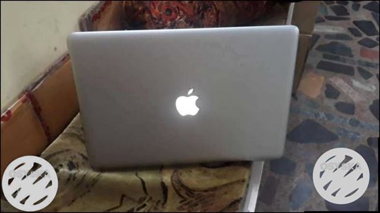 Apple macbook pro i7 500GB 8GB MC724 13"with bill