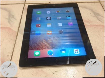 Ipad 2 16gb Only wifi Charger cable Free Tamperd