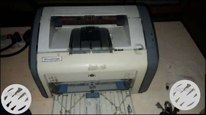 White And Black HP Dot Matrix Printer