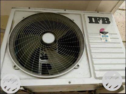 IFB 1.5 ton Split Ac available for sell.Purchased