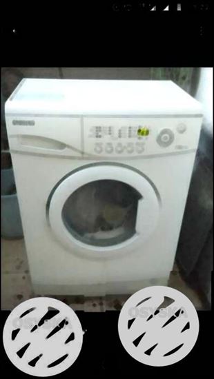 White Front-load Washing Machine