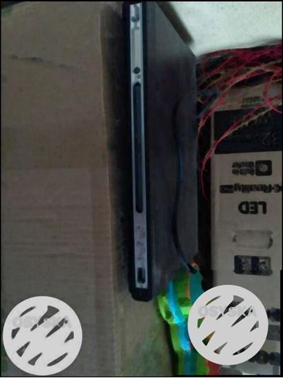 Clarion DVD player in good condition... Disc to