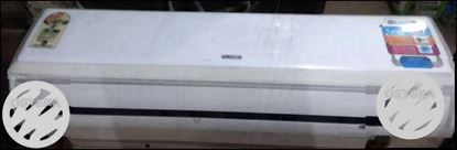 1.5 ton 3star Hitachi split ac, perfectly