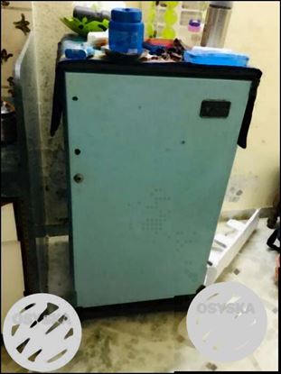 Voltas 165 litre refrigerator in working