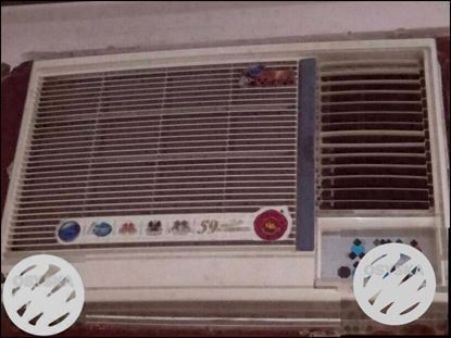 White Window-type Air Conditioner