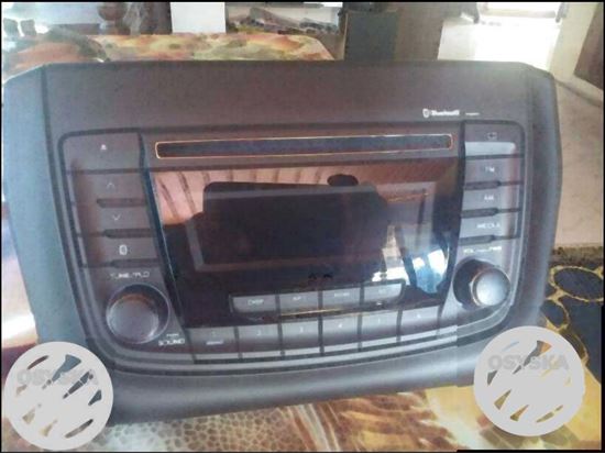 CD player , Aux, USB,FM. BT. Just use one week ,