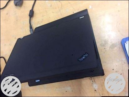 Lenovo X220i 4GB/320GB/ 2 Hour Backup slim Laptop, 6 Month Warranty