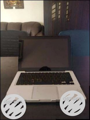 MacBook Pro i5 3rd Gen 8GB,500, Intel HD Graphics