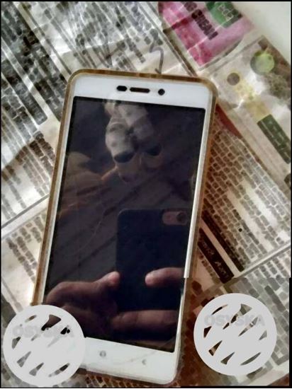 Redmi 4a use this phn 1year good condition