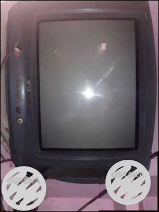 Black CRT TV With Remote