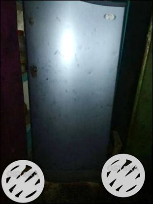 Black Single-door Refrigerator