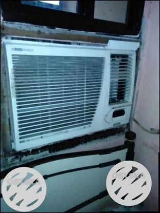 White Window AC