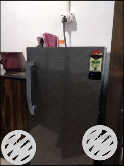 Black Single-door Refrigerator