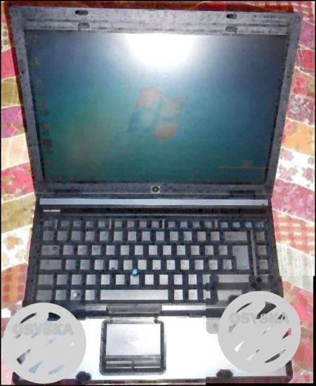 Laptop Dell 6910 c2d 2gb 160gb inavbl with best conditio rs.5300/-only