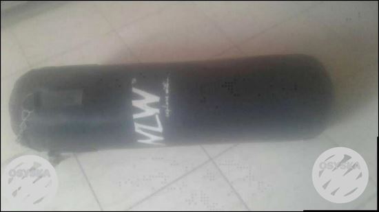 Good Condition Punching Bag Not even used 1 day