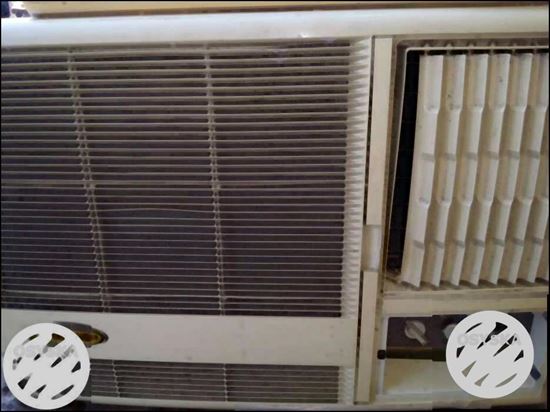 White Window-type Air Conditioner