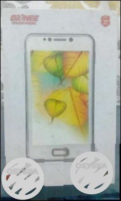 White body,good condition,inbuilt battery,8 gb