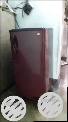 LG FRIDGE in good condition