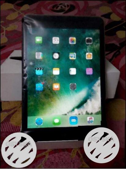 Apple iPad 2017 - 7.9 Inch,32 GB Wifi+Cellular, 1 year old