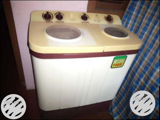 White And Gray Front-load Clothes Dryer