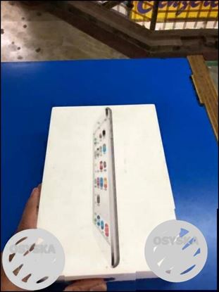 Apple IPad mini 2. Like new condition 32gb wifi