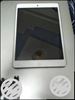 IPad mini 2 - 16gb WiFi *scratchless