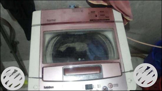 Washing Machine LG 6 kg Fully-Automatic Top Loading working properly