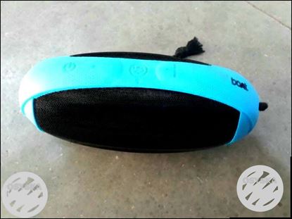 Boat Stone Rugby Blue And Black Wireless Bluetooth Speaker