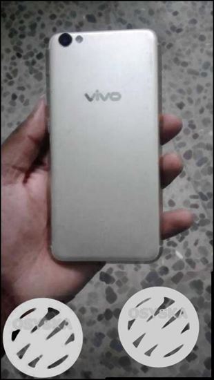 Vivo v5s good prfact confition 20 mega pixel